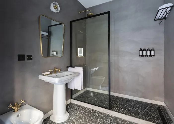 Chapter Otel 4*