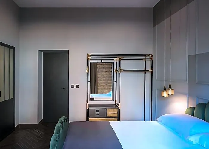 Chapter Otel Roma