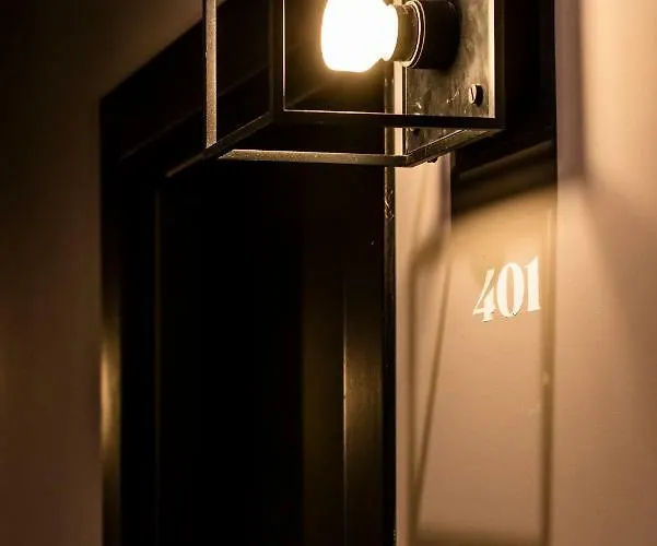 Otel Chapter 4*